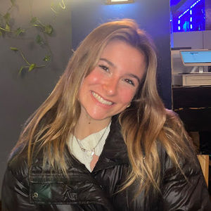 Meet your Posher, Katie allyn